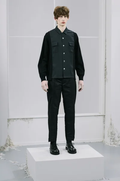 Look 19
